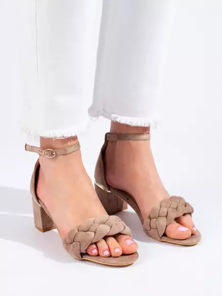 Béžové dámské sandály na hrubém podpatku