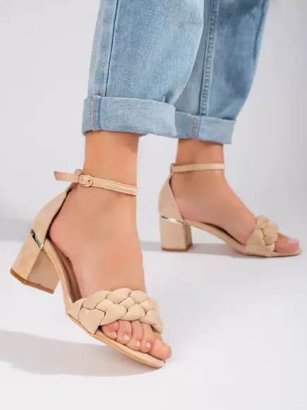 Béžové dámské sandály na hrubém podpatku 