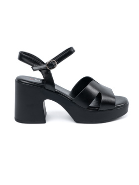 Sandály černé na sloupku