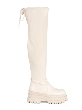 Krémové mušketýrky na platformě