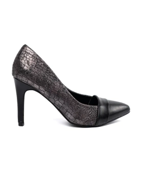 Černé lodičky s hadím vzorem