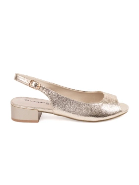 Zlaté sandály na nízkém podpatku