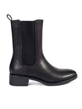 Černé dámské štibletky na nízkém sloupku