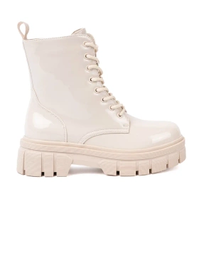 Stylové lakované workery v světle béžovým odstínu