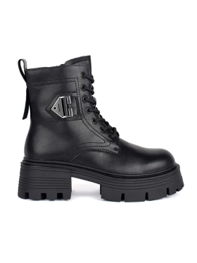 Kožené černé kotníkové boty na hrubé podrážce